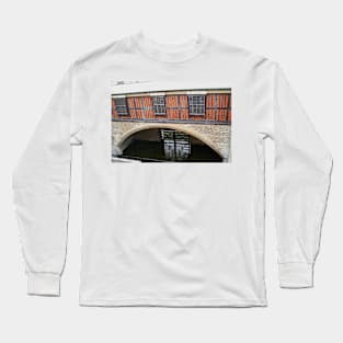 Traitor's Gate. Tower of London, Great Britain Long Sleeve T-Shirt